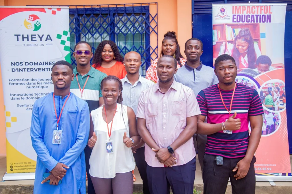 Photo de la formation à 𝗜𝗺𝗽𝗮𝗰𝘁𝗳𝘂𝗹 𝗘𝗱𝘂𝗰𝗮𝘁𝗶𝗼𝗻 a officiellement apporté le programme Africa DigiEmpower — de la 𝗙𝗼𝗻𝗱𝗮𝘁𝗶𝗼𝗻 𝗧𝗵𝗲𝘆𝗮 𝗽𝗮𝗿 Cybastion et du Cisco Networking Academy — à 𝗔𝗻𝘆𝗮𝗺𝗮