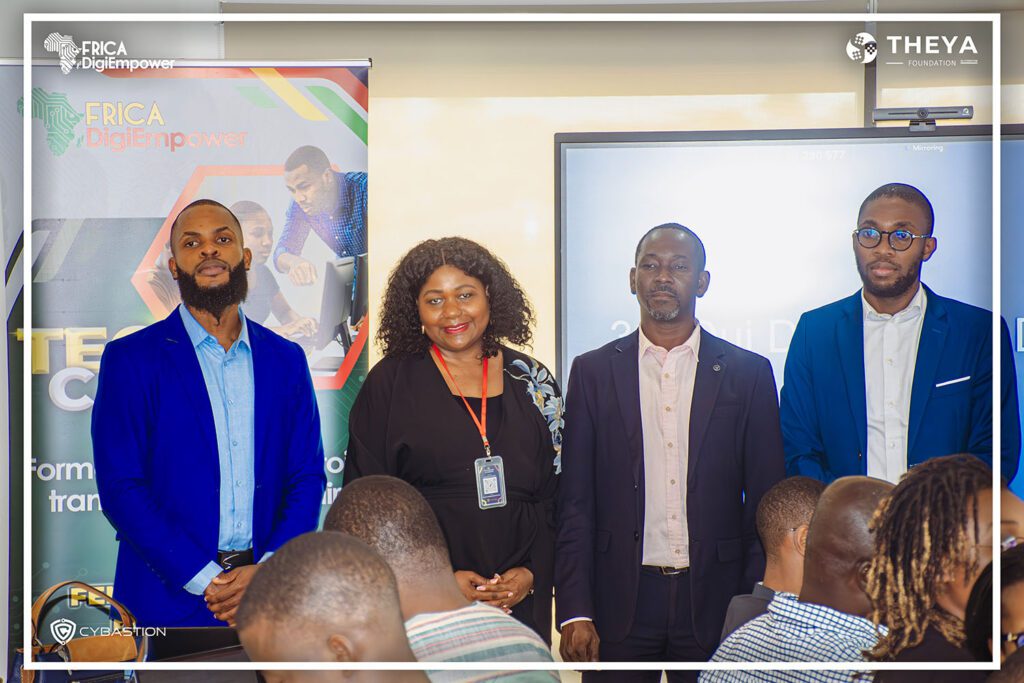 Photo de famille lors de la formation des formateurs organisée par Africa Digiempower